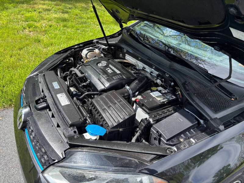 2017 Volkswagen Golf GTI S