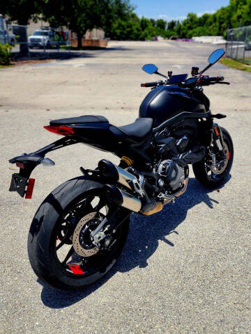 2025 Ducati Monster