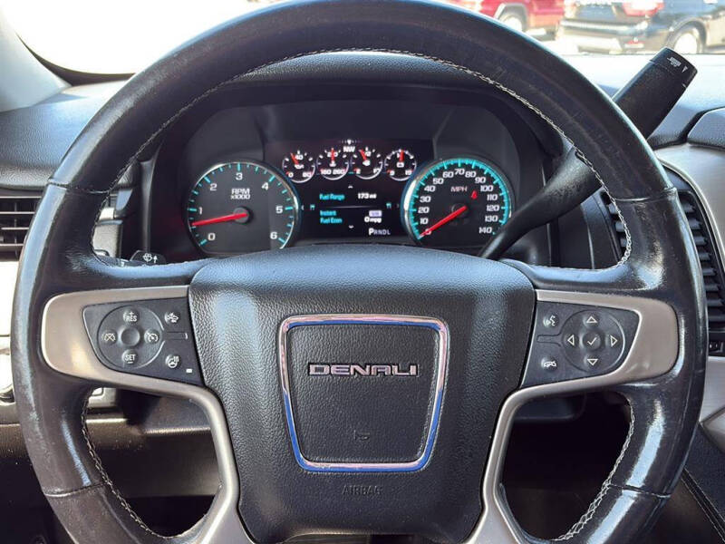 2017 GMC Yukon Denali