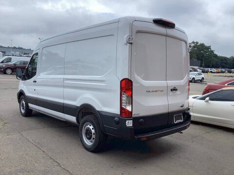 2025 Ford Transit 250