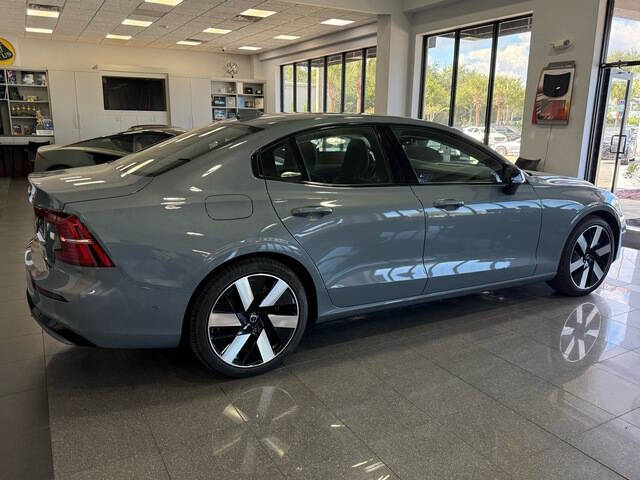 2024 Volvo S60 Recharge 4