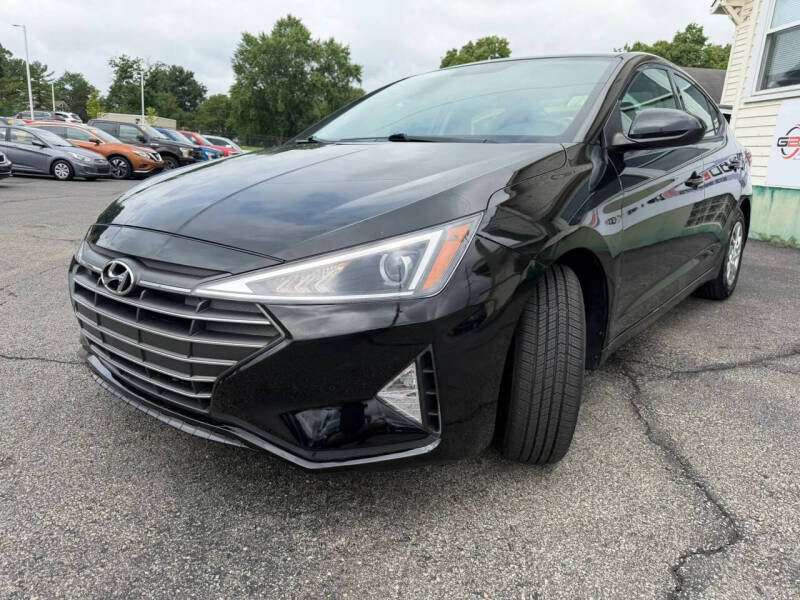 2019 Hyundai Elantra SE