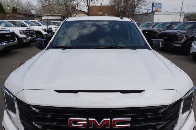2025 GMC Sierra 1500 Elevation