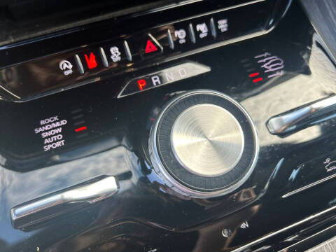 2024 Jeep Wagoneer L Series III