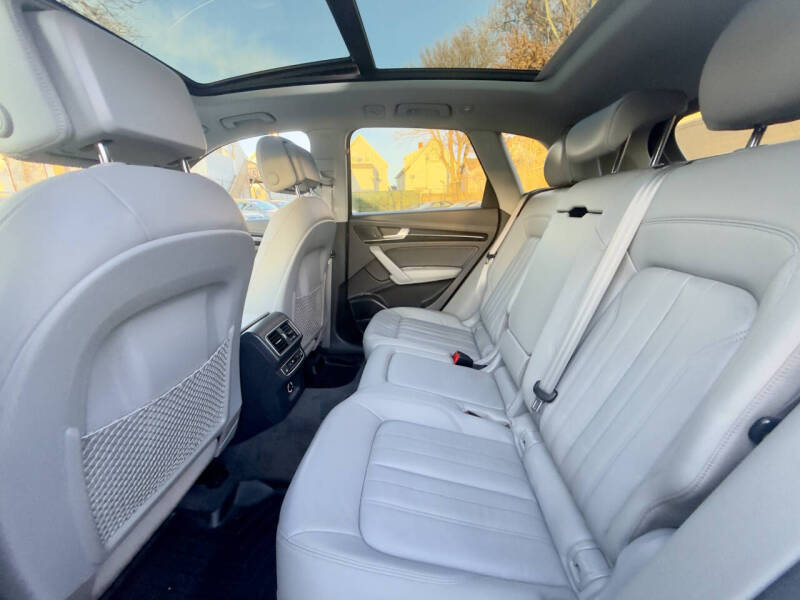 2018 Audi Q5 2.0T quattro Premium Plus