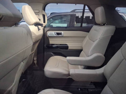 2023 Ford Explorer Platinum