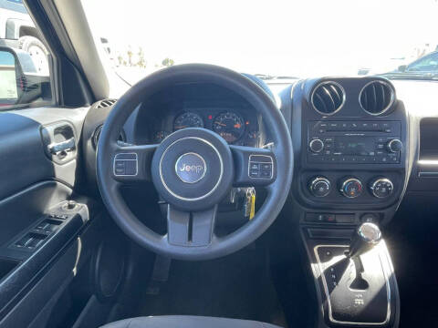 2016 Jeep Patriot Sport 75th Anniversary