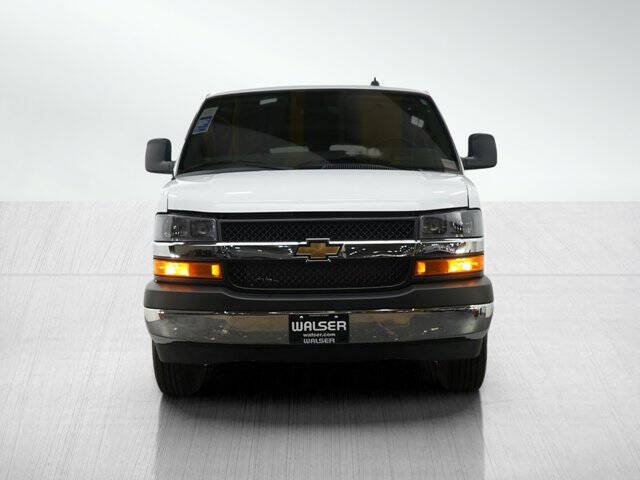 2025 Chevrolet Express LT 3500