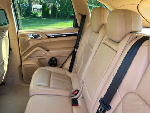 2011 Porsche Cayenne S