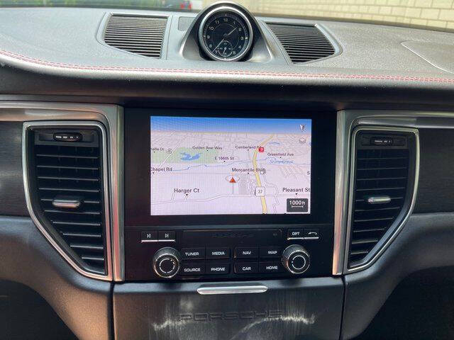 2017 Porsche Macan GTS