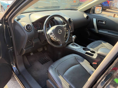 2013 Nissan Rogue SV w/SL Package