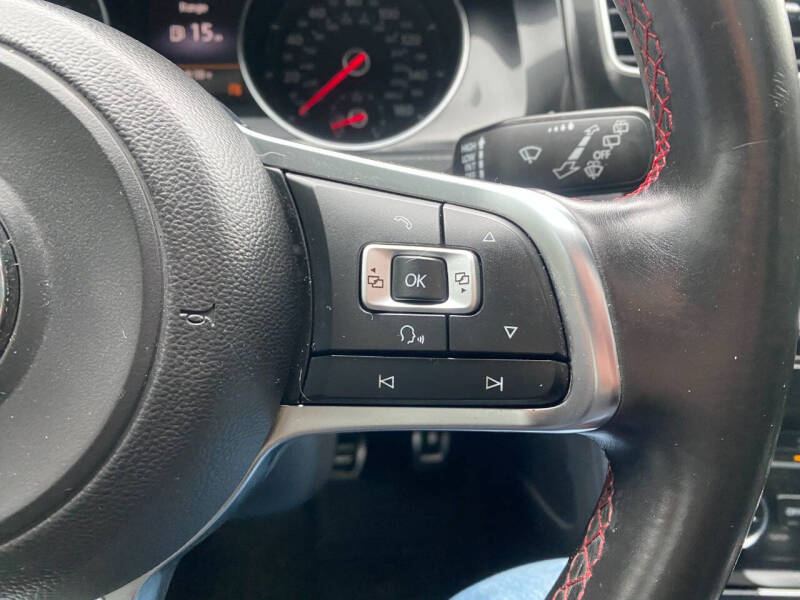 2015 Volkswagen Golf GTI S