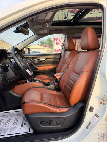 2017 Nissan Rogue SL