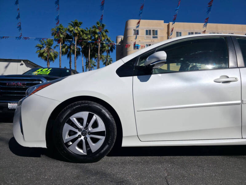 2016 Toyota Prius Two Eco