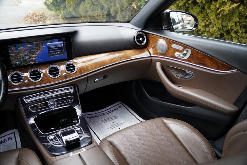 2017 Mercedes-Benz E-Class E 300 4MATIC