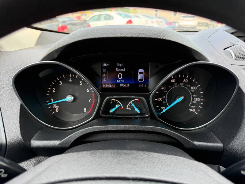 2017 Ford Escape SE