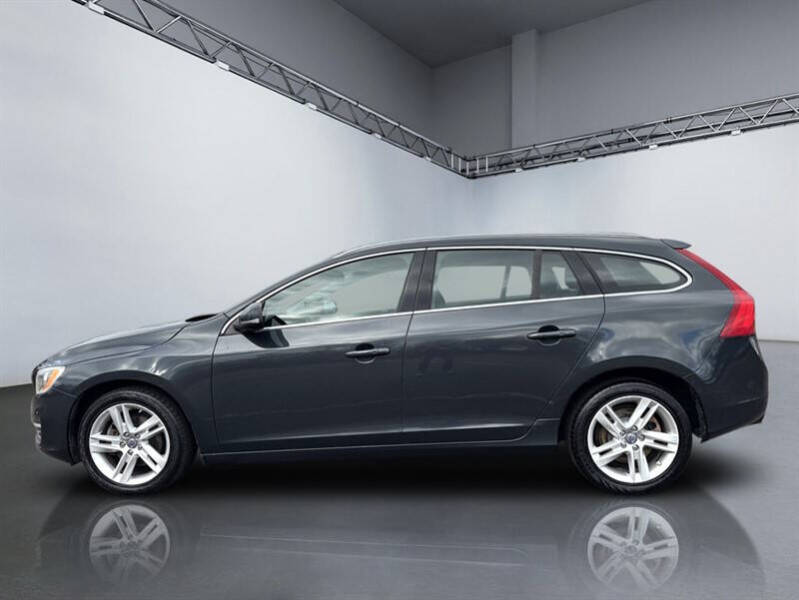 2015 Volvo V60 T5 Drive-E Platinum