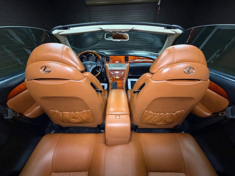 2005 Lexus SC 430