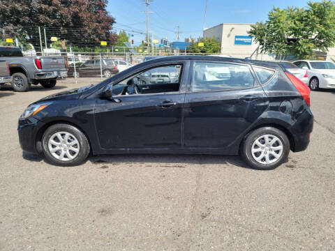 2012 Hyundai Accent GS