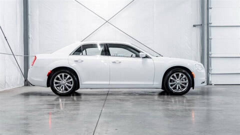 2022 Chrysler 300 Touring