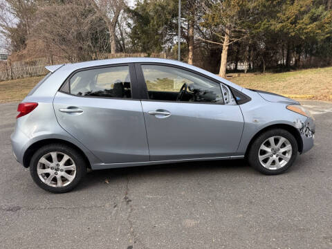 2013 Mazda MAZDA2 Touring