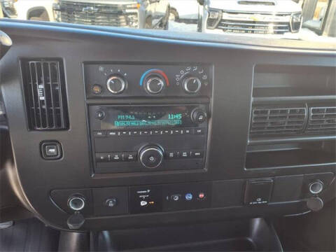 2024 Chevrolet Express 2500