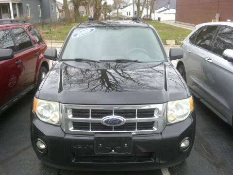 2009 Ford Escape for sale at The Truck Center in Michigan City IN