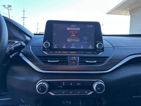 2023 Nissan Altima 2.5 SV