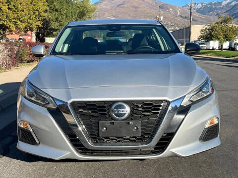 2022 Nissan Altima 2.5 SV