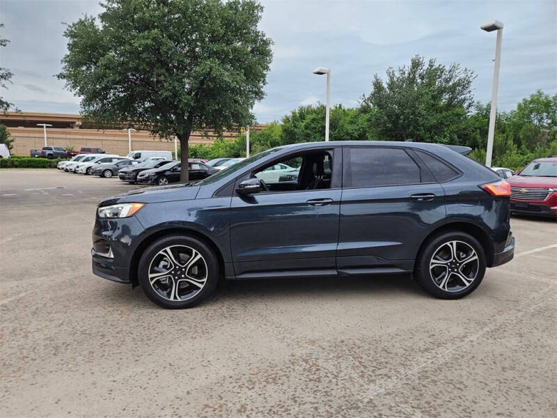 2022 Ford Edge ST