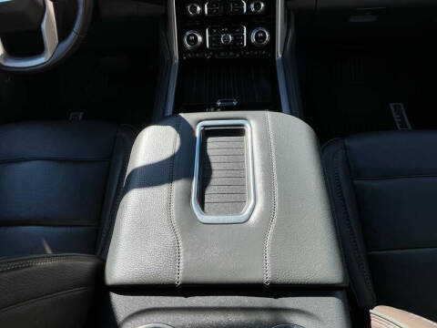 2022 GMC Yukon Denali