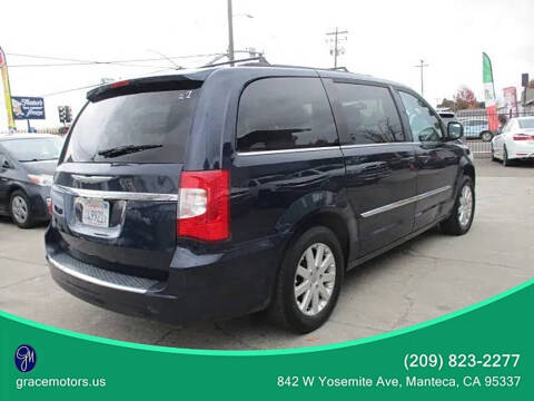 2014 Chrysler Town and Country Touring