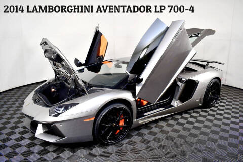 2014 Lamborghini Aventador LP 700-4