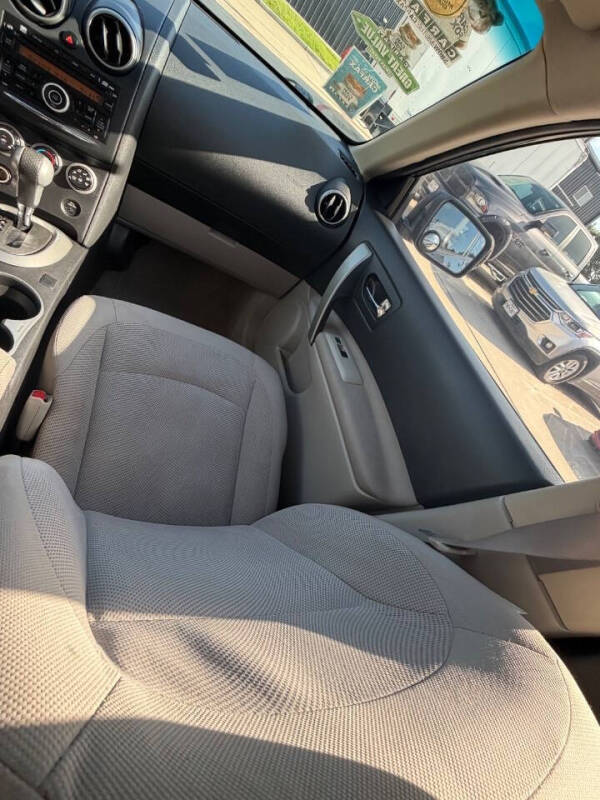 2015 Nissan Rogue Select S
