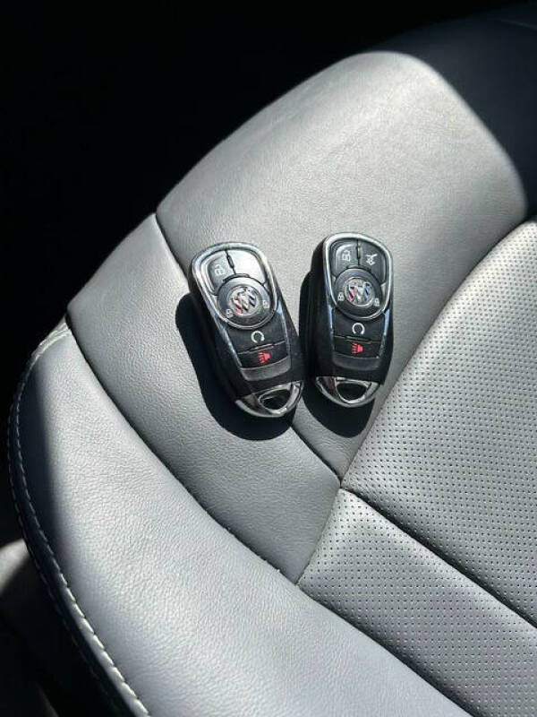 2021 Buick Enclave Essence