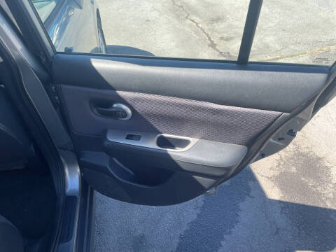 2007 Nissan Versa 1.8 S