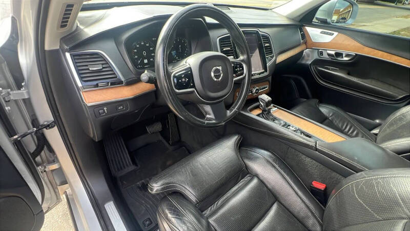 2016 Volvo XC90 T6 Inscription