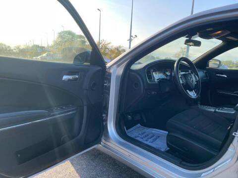 2012 Dodge Charger SE