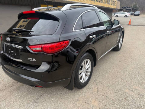 2010 Infiniti FX35