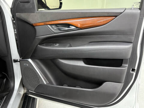 2018 Cadillac Escalade Premium Luxury