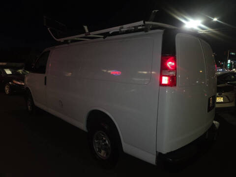 2019 Chevrolet Express 2500