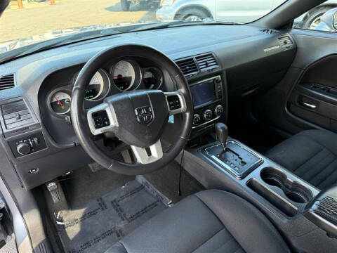 2014 Dodge Challenger SXT