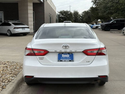 2020 Toyota Camry LE