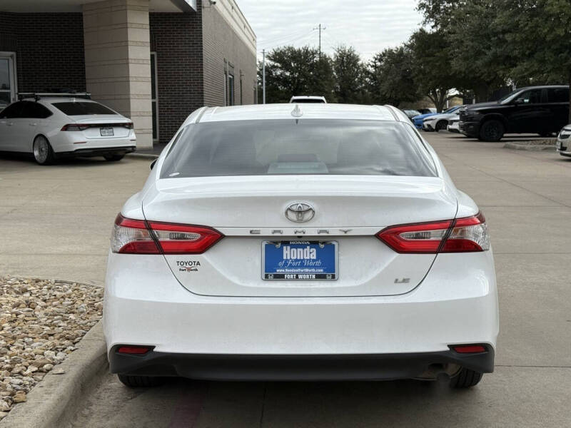 2020 Toyota Camry LE