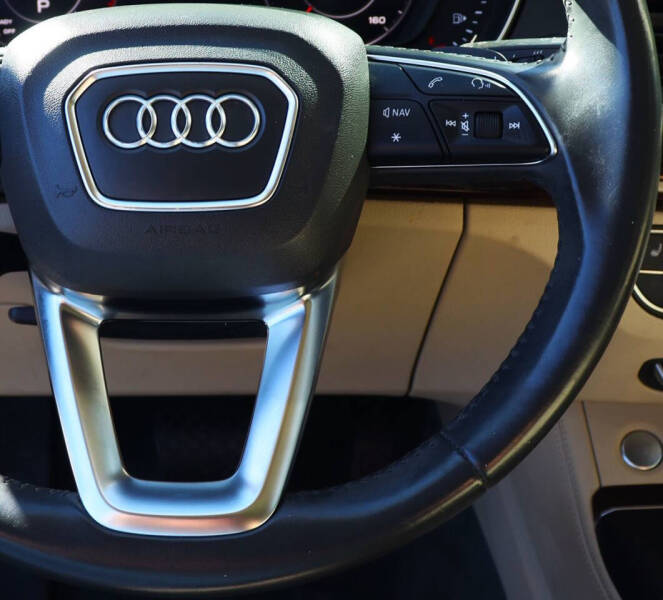 2019 Audi Q5 quattro Premium Plus 45 TFSI