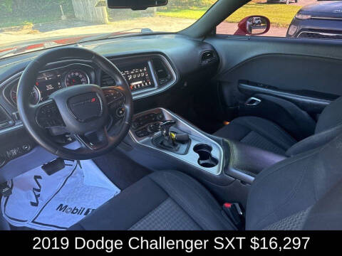 2019 Dodge Challenger SXT