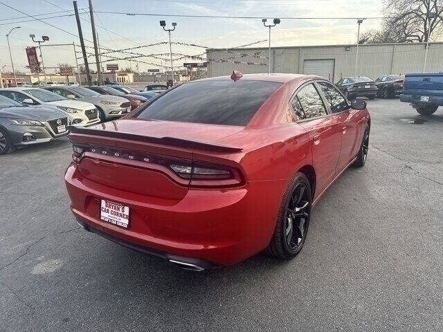 2017 Dodge Charger SXT