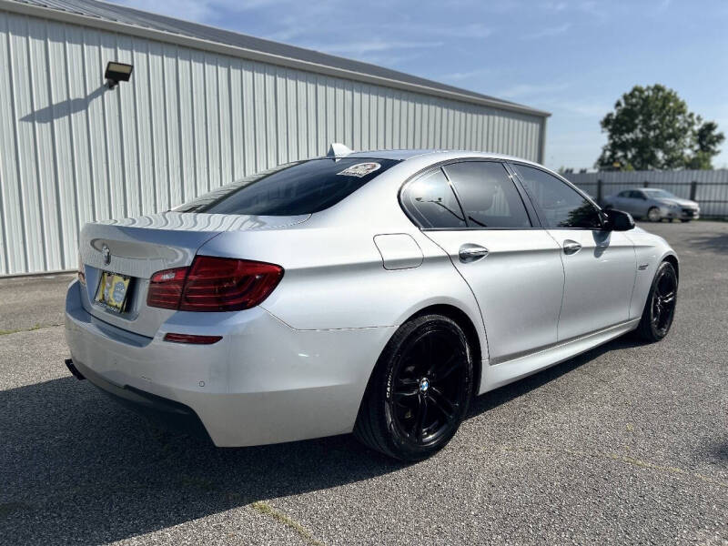 2015 BMW 5 Series 528i