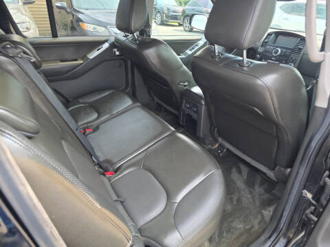 2011 Nissan Pathfinder SV