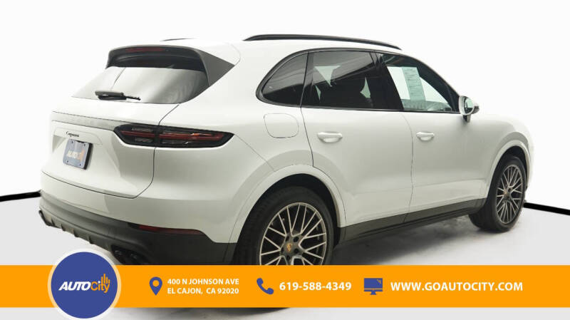 2022 Porsche Cayenne Platinum Edition